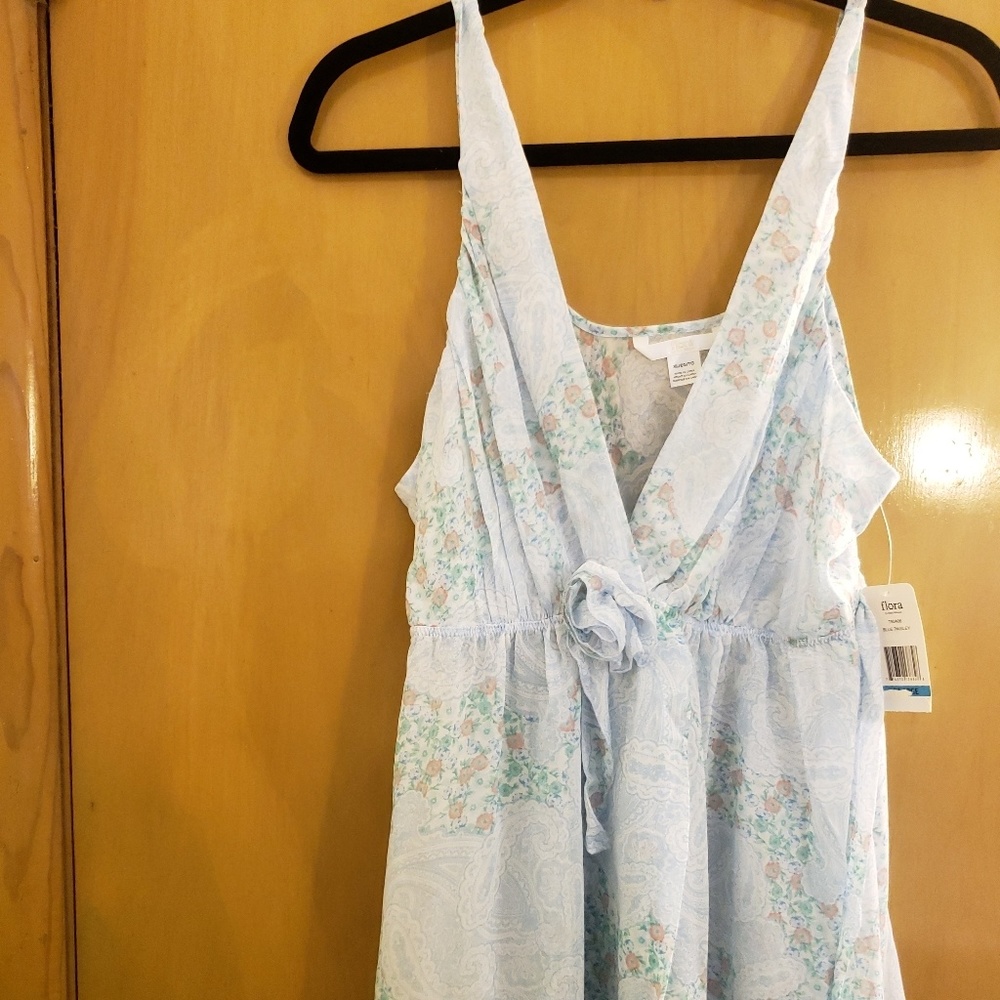 NWT! Flora Blue Pasley Set